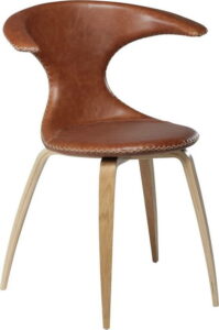 Hnědá kožená jídelní židle s přírodním podnožím DAN–FORM Denmark Flair ​​​​​DAN-FORM Denmark