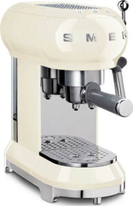 Krémové bílý pákový kávovar na Espresso SMEG SMEG